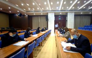 掀起學習“兩會”精神熱潮 ，確保各項任務全面貫徹落實！